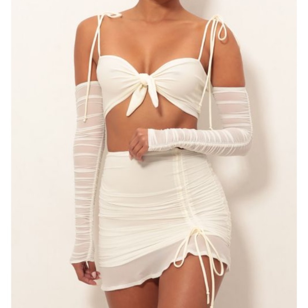 Lucy in the Sky Ivory 2 Piece Skirt and Crop Top Set US Small